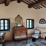 Borgo Storico Cisterna Macerata Feltria