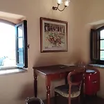 Borgo Storico Cisterna Farma