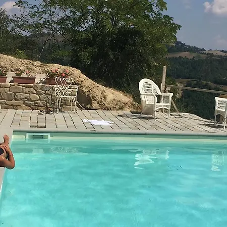Borgo Storico Cisterna Macerata Feltria