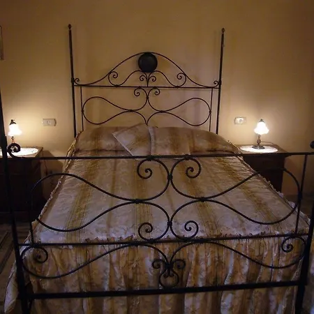 Borgo Storico Cisterna * Macerata Feltria