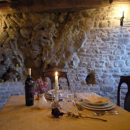 Borgo Storico Cisterna Feriegård