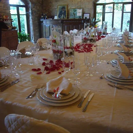 בית חווה Borgo Storico Cisterna Macerata Feltria