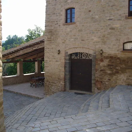 Borgo Storico Cisterna Macerata Feltria