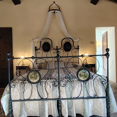 Borgo Storico Cisterna Feriegård Macerata Feltria