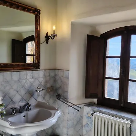 Borgo Storico Cisterna * Macerata Feltria